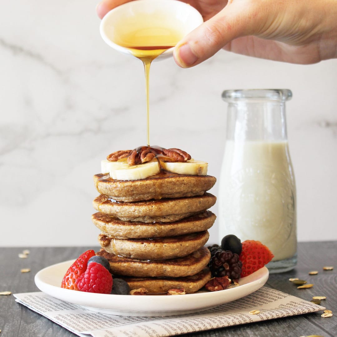 vegan banana oat pancakes